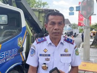 Dishub Medan Pasang LPJU di Sejumlah Titik di Kota Medan